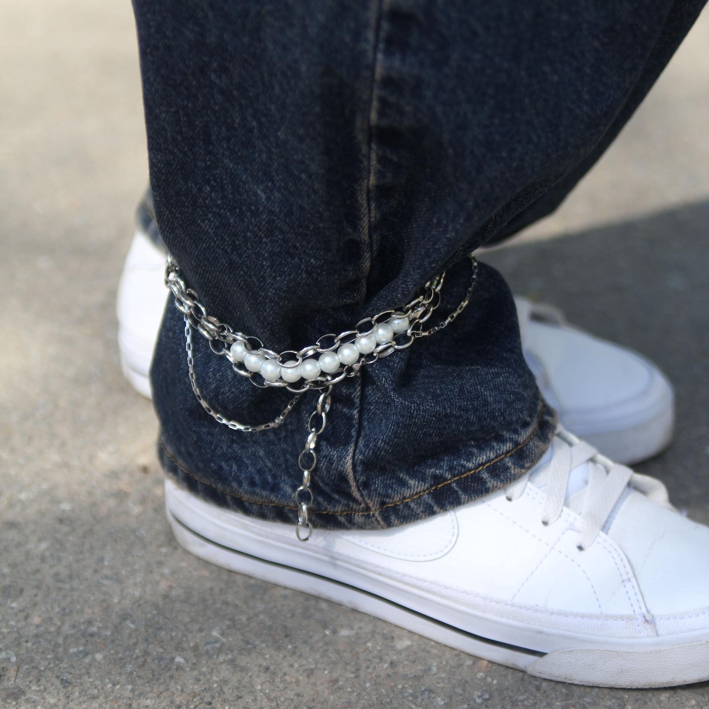 Layered Pants Chain with Pearls, Y2K Jeans Jewelry for Women, Streetwear Accessory, Festival Jewelry, Trendy Pearl Leg Chain, Gift for Her