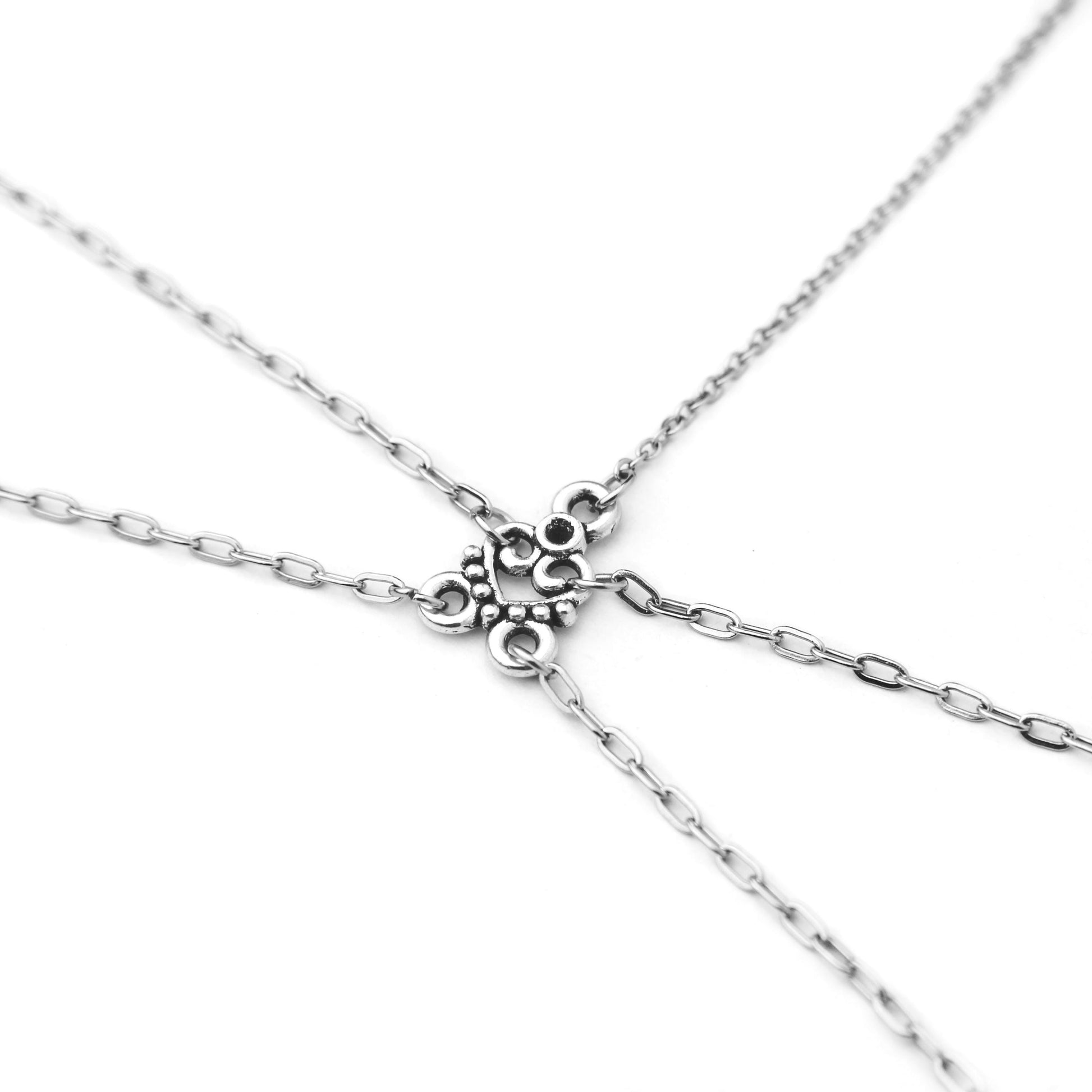 Double Chain Forehead Jewelry with Heart Charm, Dainty Head Chain for Women, Boho Bridal and Festival Hair Accessory
