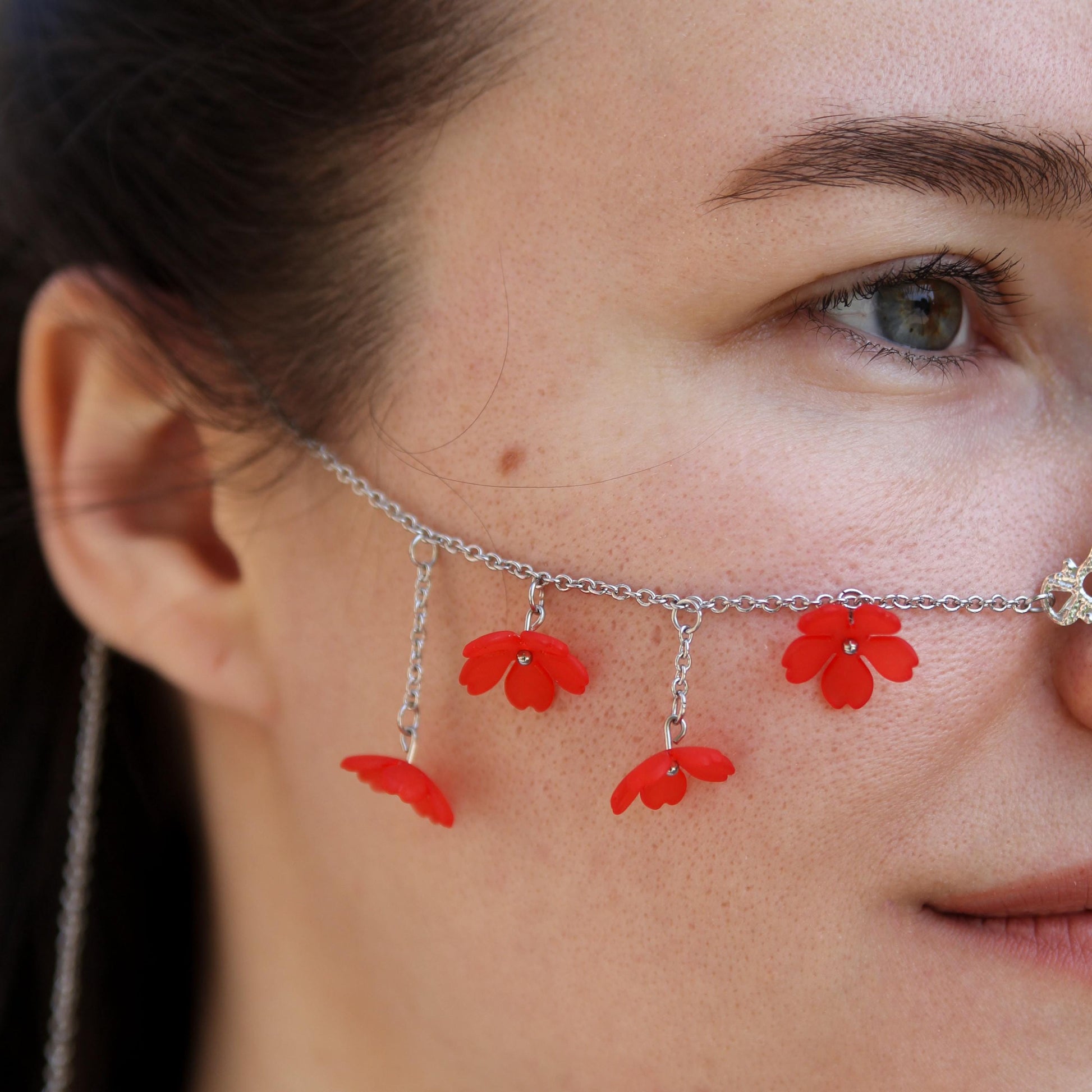 Floral Nose Chain Face Jewelry, Dainty Face Chain for Women, Boho Festival Head Chain, Lightweight Flower Accessory